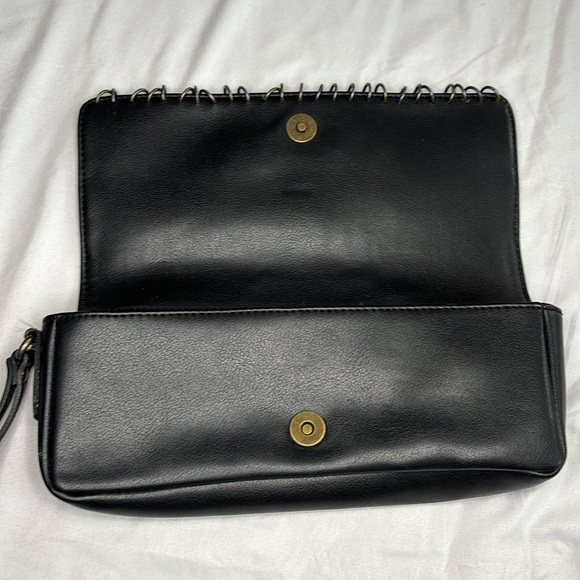 Guess black wristlet clutch purse - Picture 4 of 5
